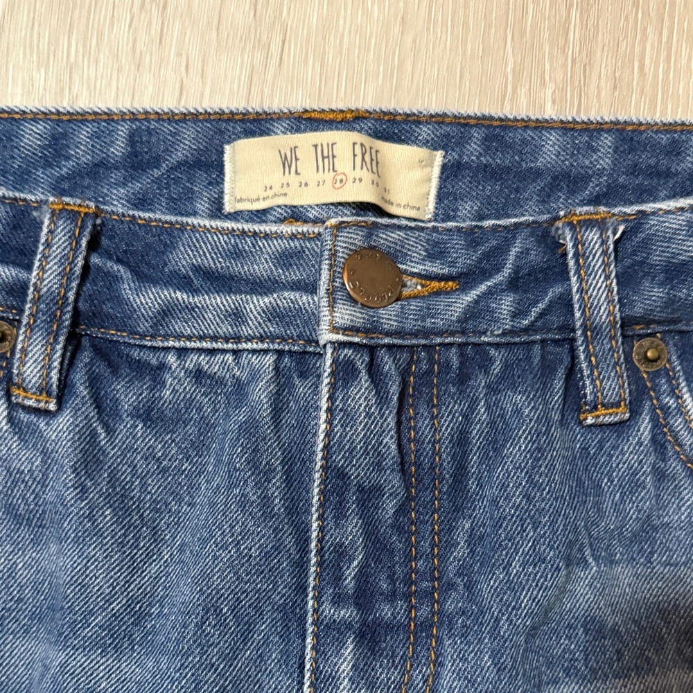 We The Free Blue Jeans with Gold Pattern‎ - Picture 2 of 6